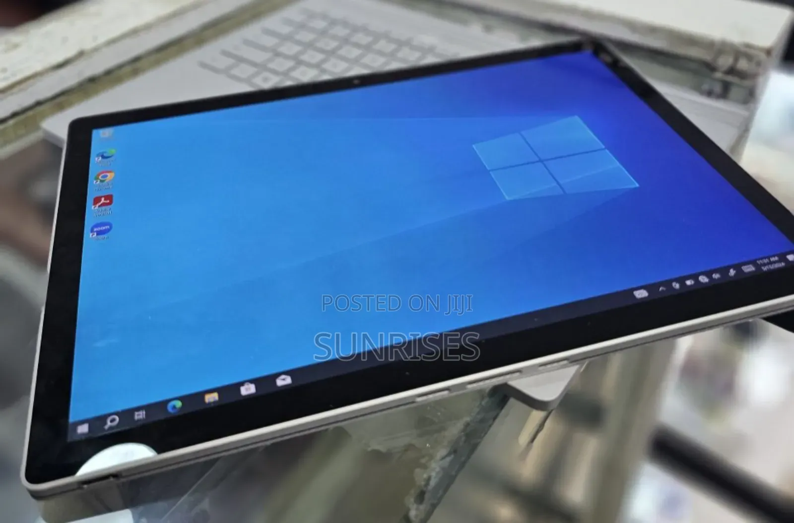 New Laptop Microsoft Surface Book 3 16GB Intel Core I7 SSD 256GB