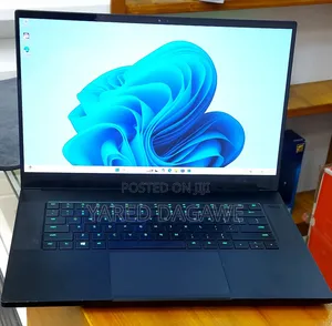 Photo - New Laptop Razer Blade 16GB Intel Core I7 SSD 1T