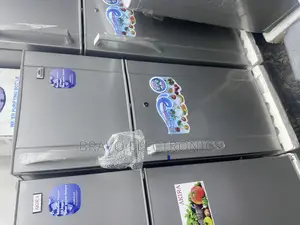 Elegance 240 Refrigerator