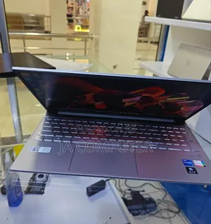 Photo - New Laptop HP Pavilion 15 16GB Intel Core I5 SSD 512GB
