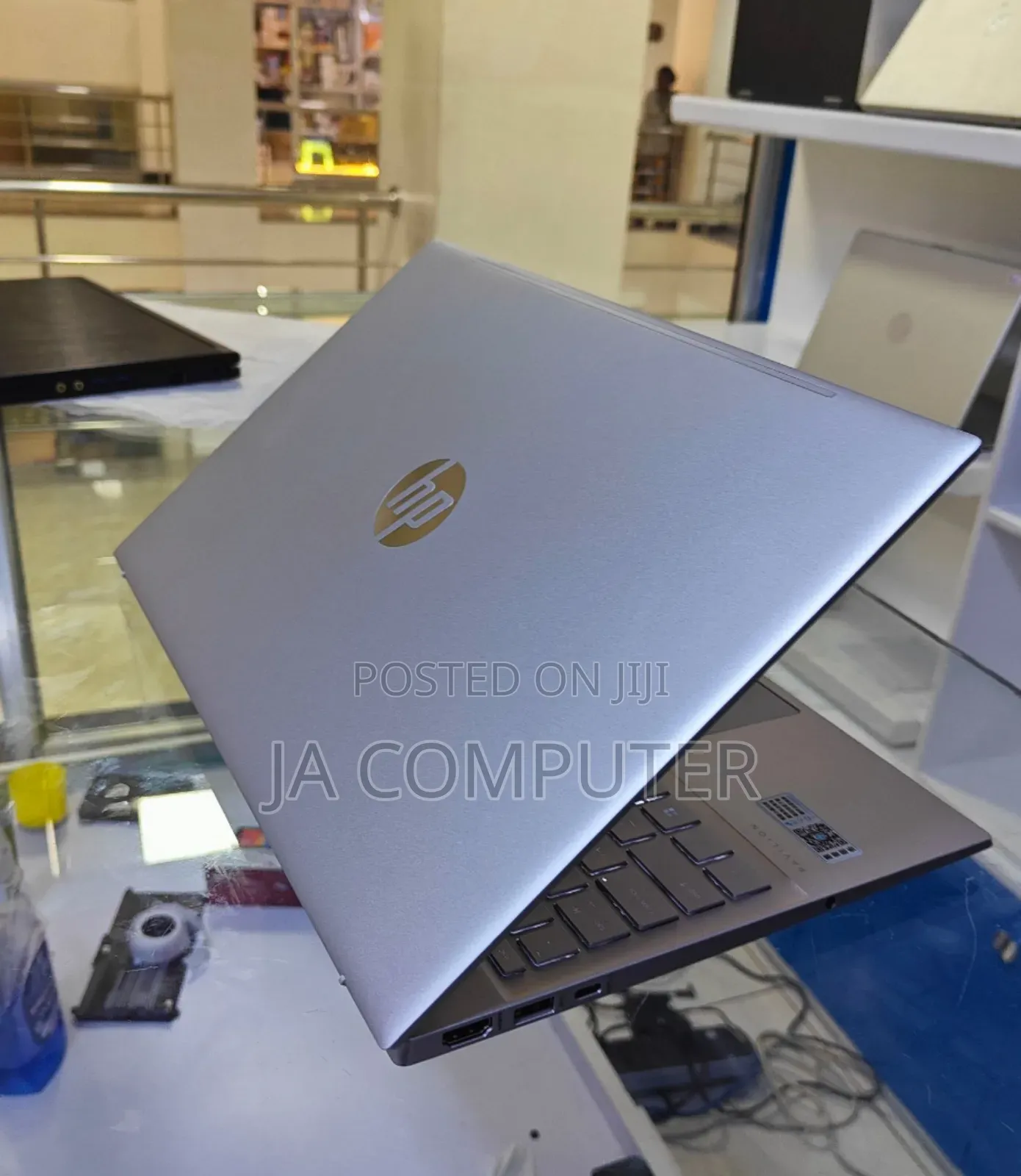 New Laptop HP Pavilion 15 16GB Intel Core I5 SSD 512GB