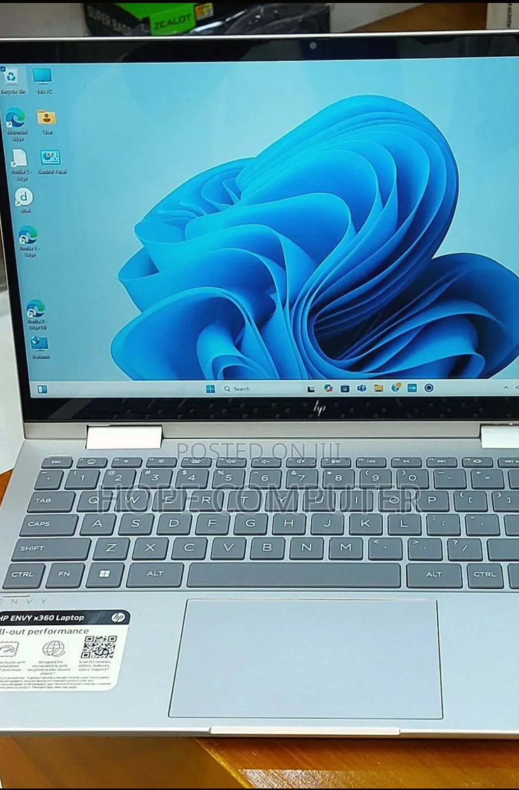 New Laptop HP Envy X360 16GB Intel Core I7 SSD 1T