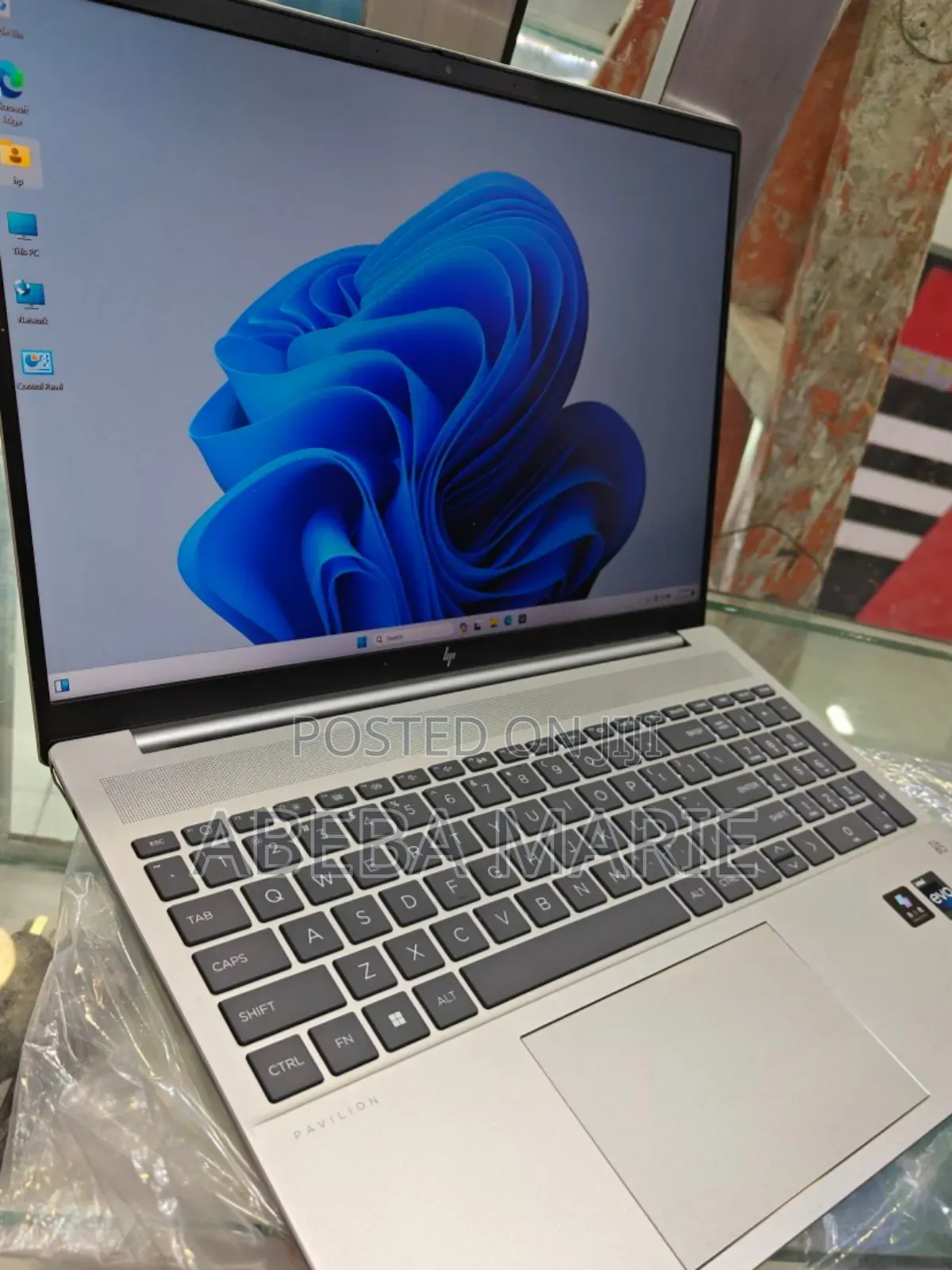 New Laptop HP Pavilion 15 16GB Intel Core I5 SSD 1T