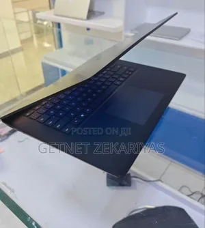 New Laptop Microsoft Surface Book 3 8GB AMD Ryzen 5 SSD 256GB