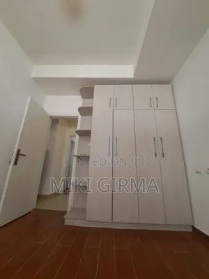 3bdrm Apartment in ፊጋ/Figa, Bole for sale