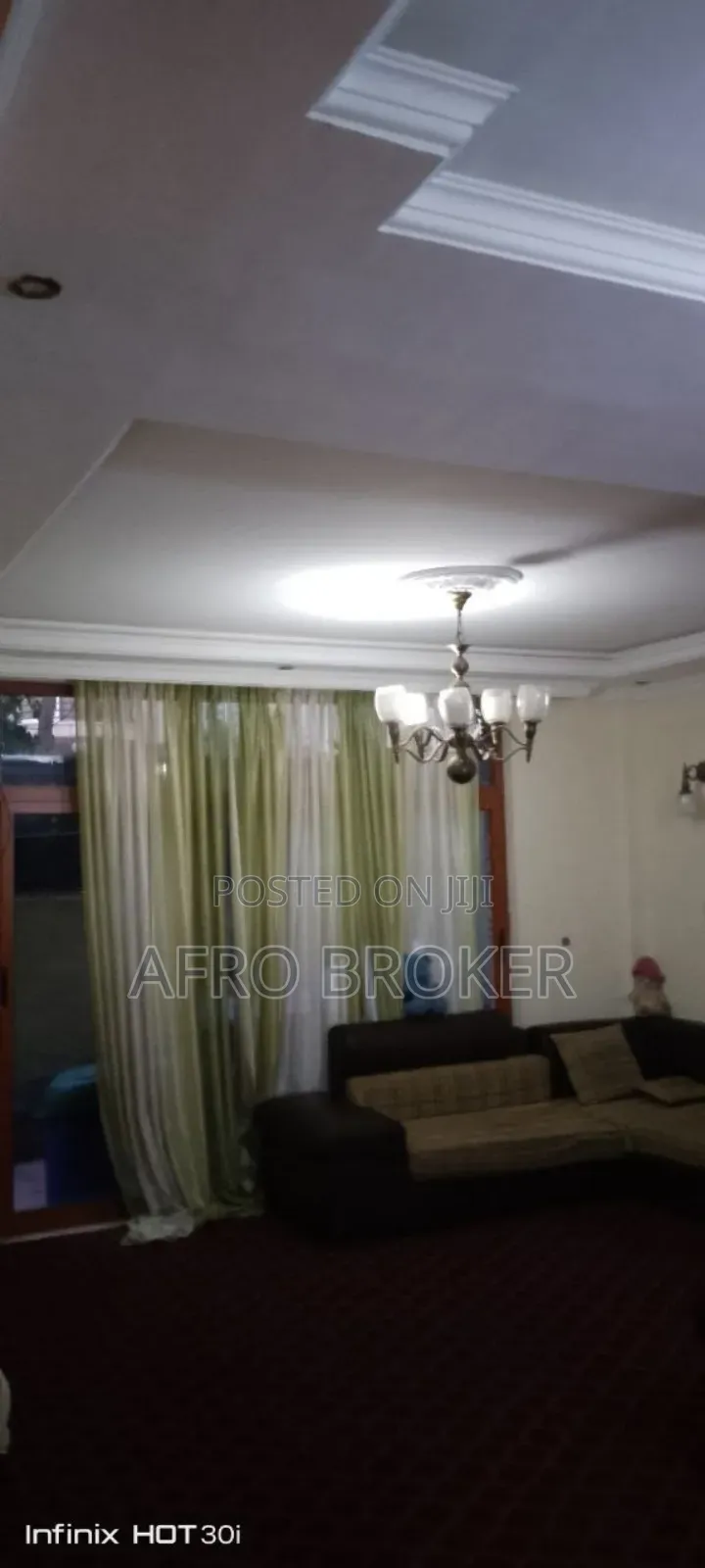 Furnished 5bdrm House in ቫርኔሮ, Nifas Silk-Lafto for sale