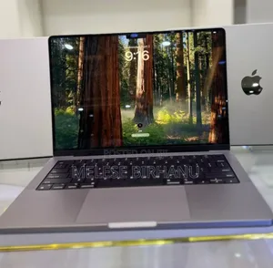 New Laptop Apple MacBook Pro M1 16GB Apple M1 Pro SSD 1T