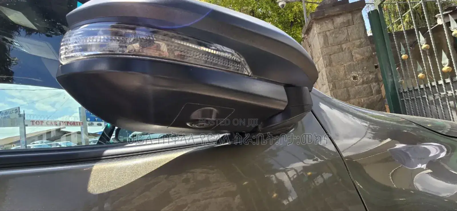 Toyota Hilux 2023 Beige