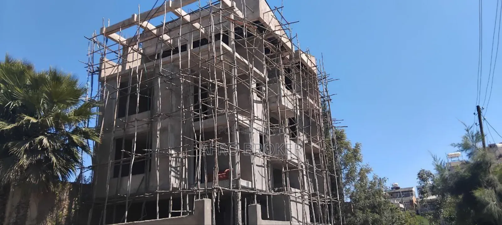 8bdrm House in Lebu Medanialem, Nifas Silk-Lafto for sale