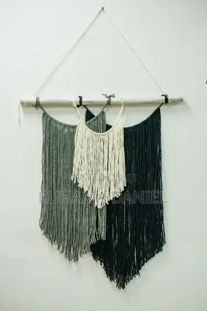 Photo - Decorating Wall Art