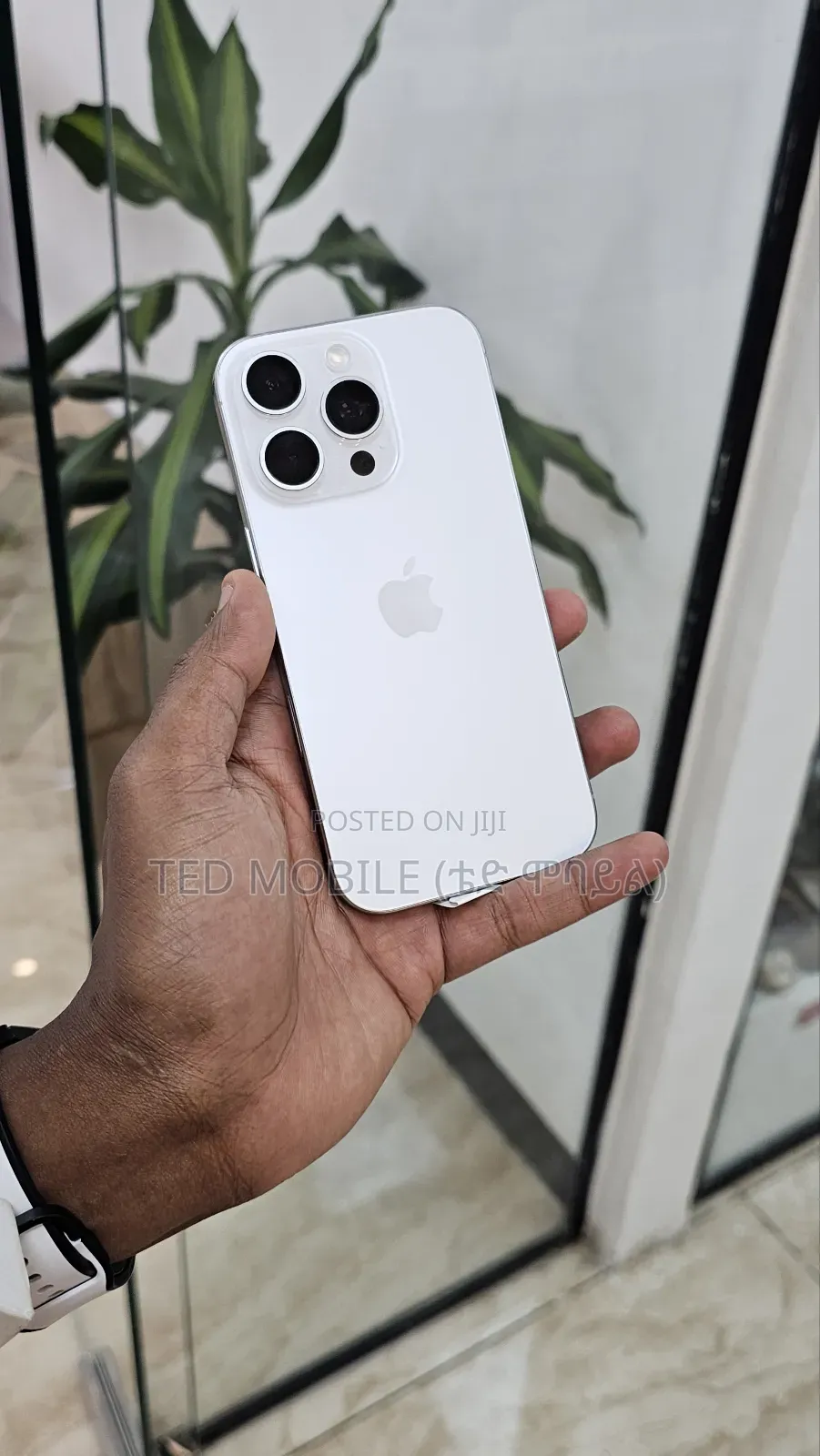 New Apple iPhone 16 Pro 256 GB