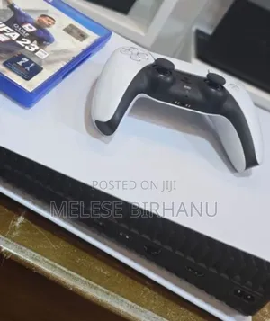 Photo - Ps 5 Game Consule