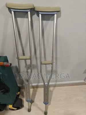 Pair/2 Pieces Underarm/Axillary Crutches ፴炕skid-Resistant3