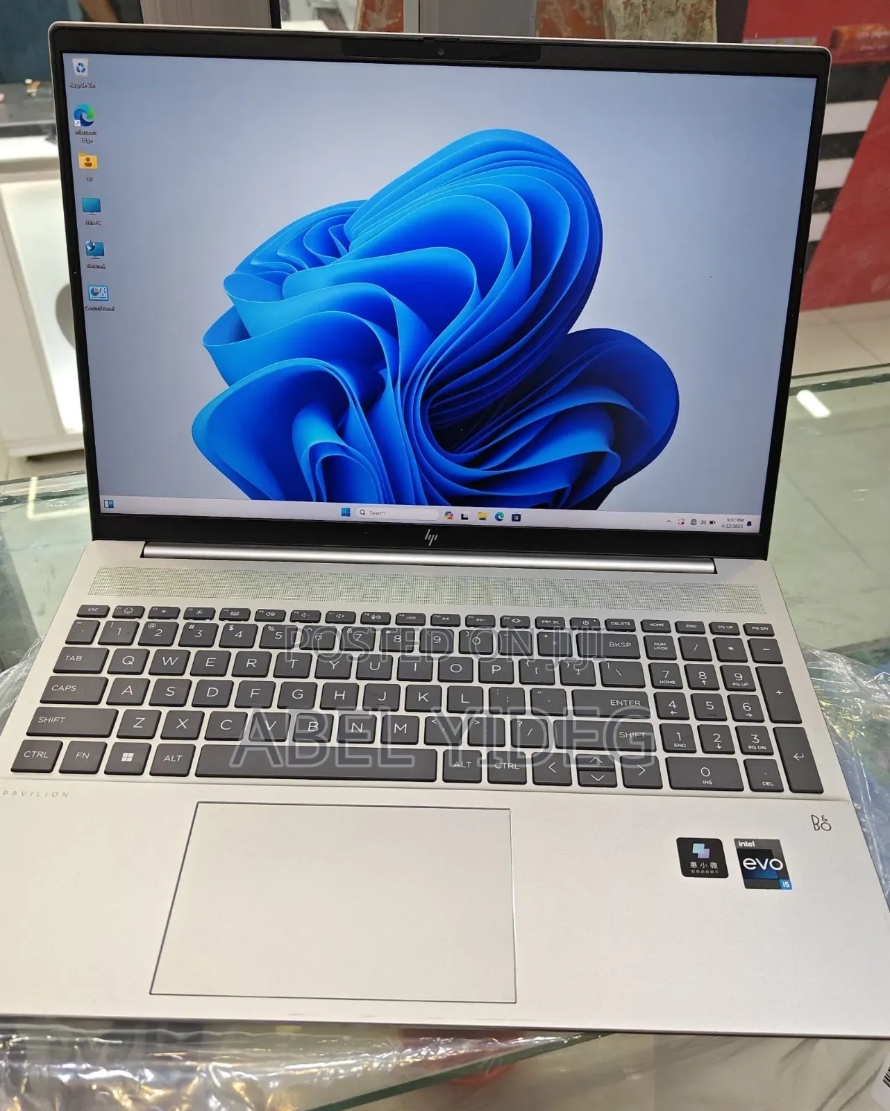 New Laptop HP 16GB Intel Core I5 SSD 1T