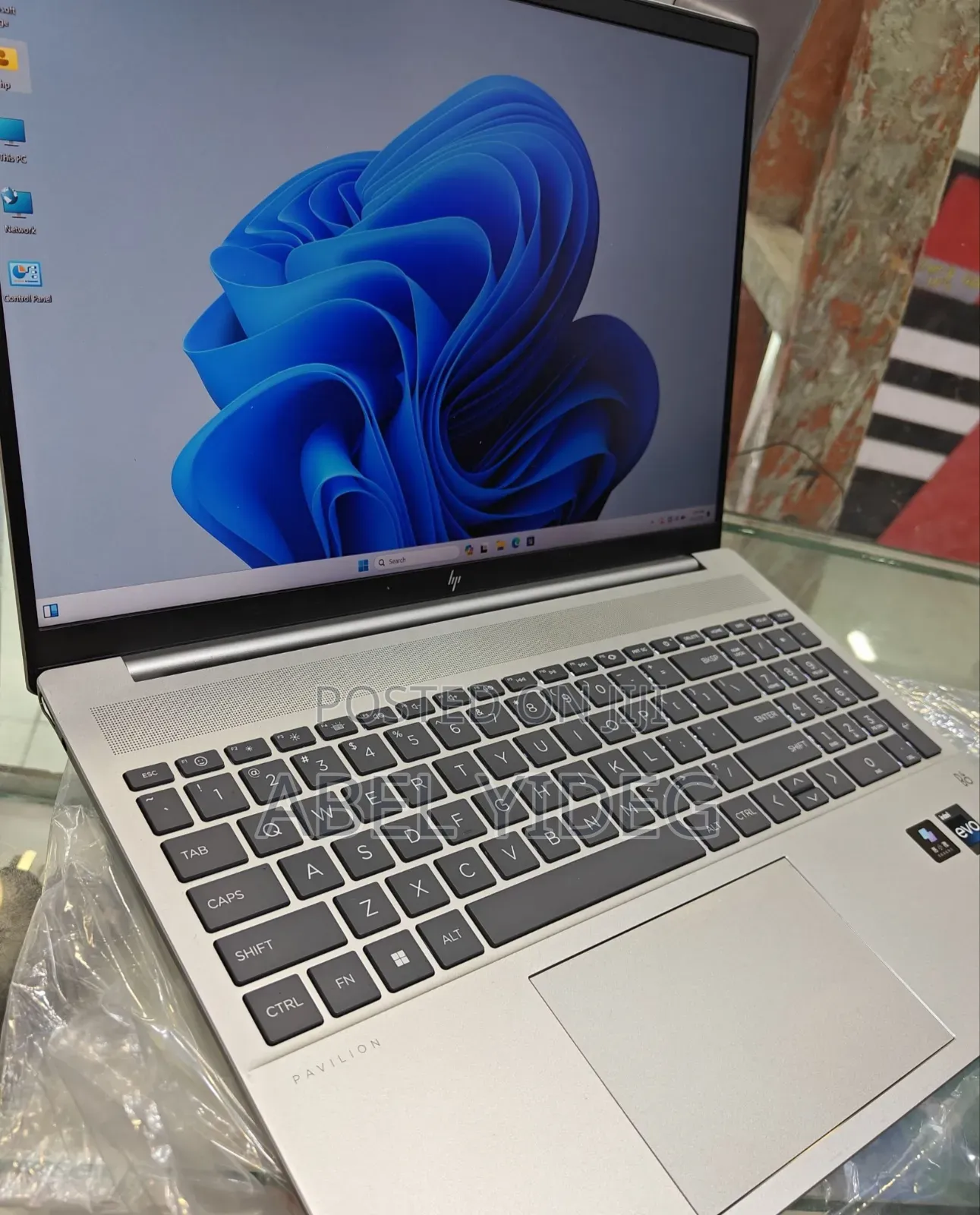 New Laptop HP 16GB Intel Core I5 SSD 1T