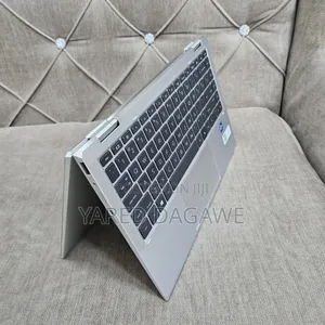 New Laptop HP EliteBook 1040 G8 16GB Intel Core I7 SSD 512GB