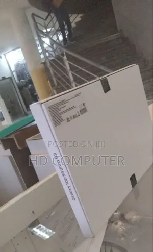 New Samsung Galaxy Tab S8 256 GB Silver