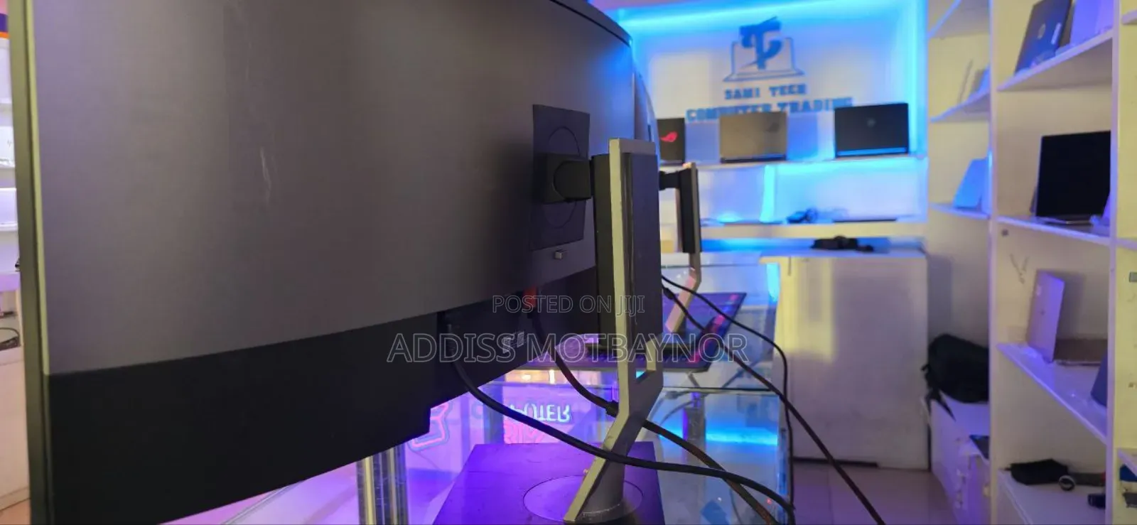 Dell Framless Curved Monitors