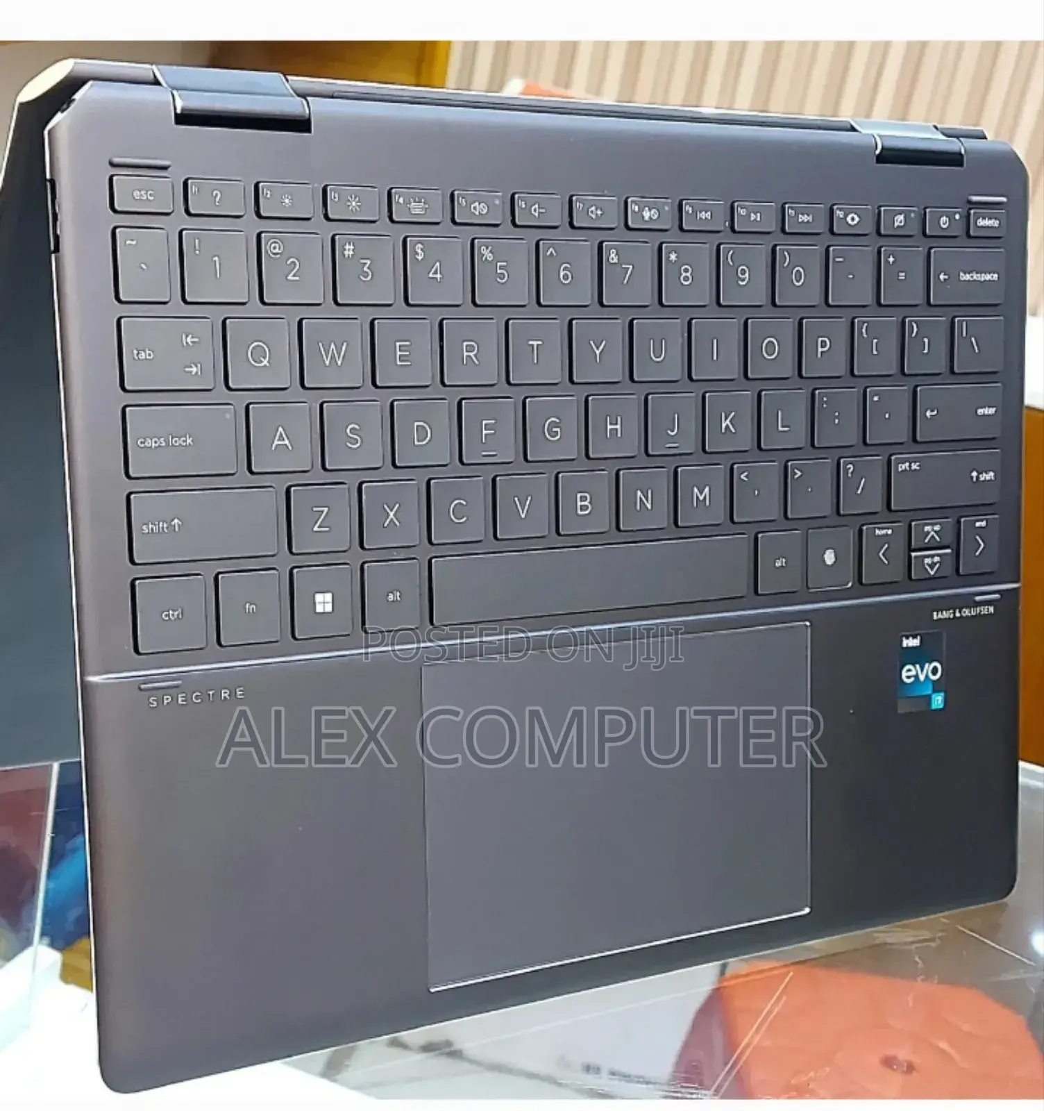 New Laptop HP Spectre 13 16GB Intel Core I7 SSD 1T