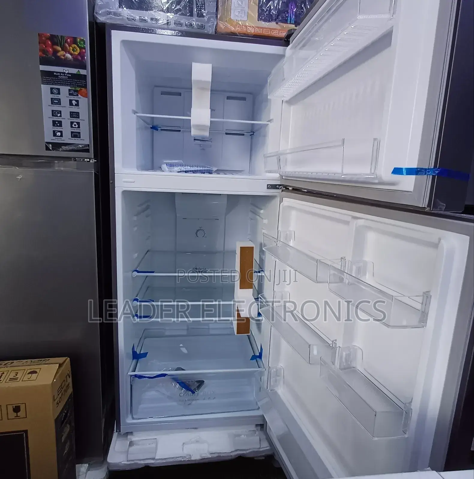 Akira Refrigerator 510