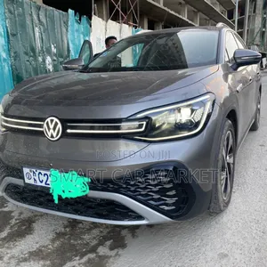 Volkswagen ID.6 2022 Purple