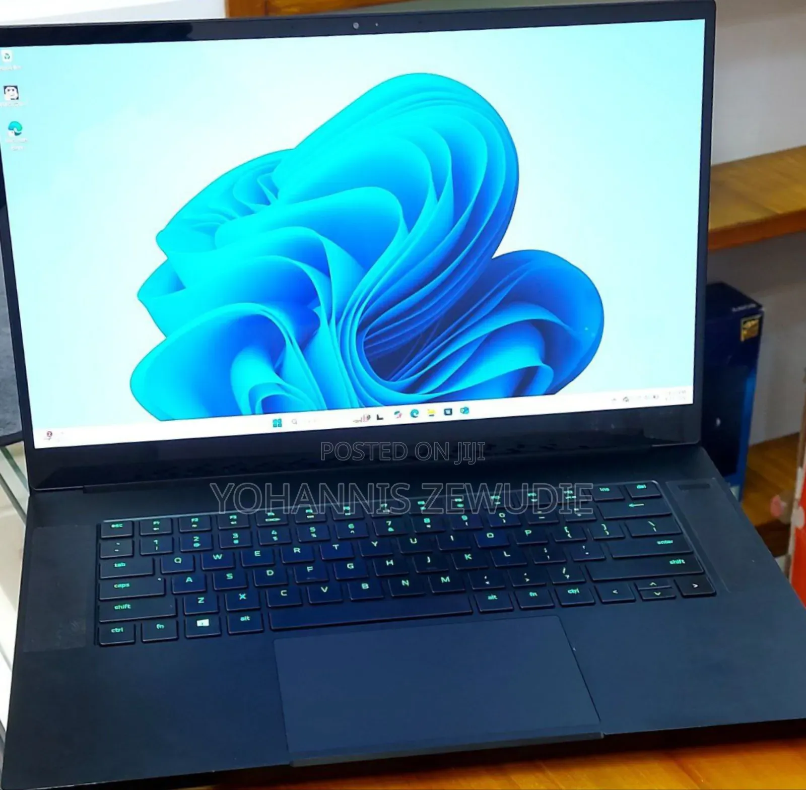 New Laptop Razer Blade Advanced 16GB Intel Core I7 SSD 1T