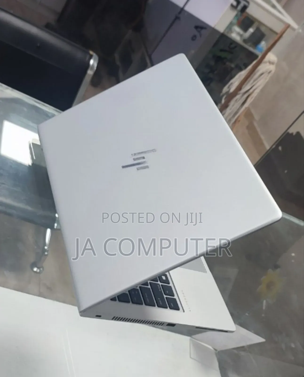 New Laptop HP EliteBook 840 G5 8GB Intel Core I5 SSD 256GB