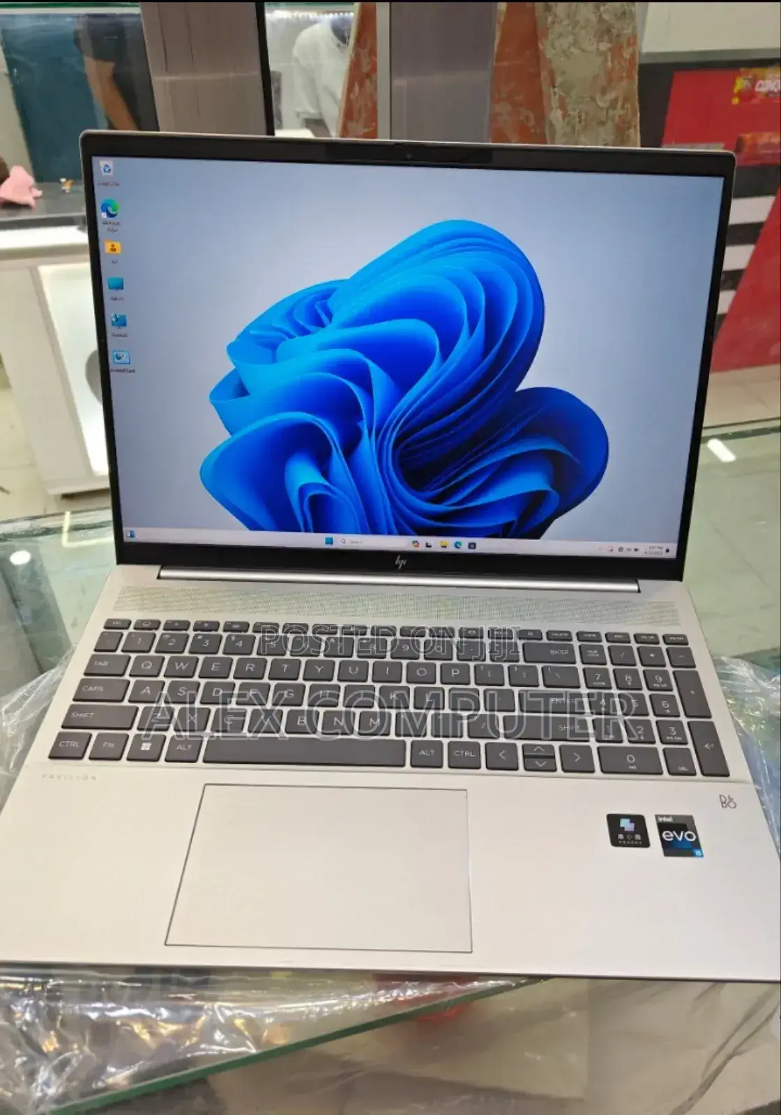 New Laptop HP Pavilion 15 16GB Intel Core I5 SSD 512GB