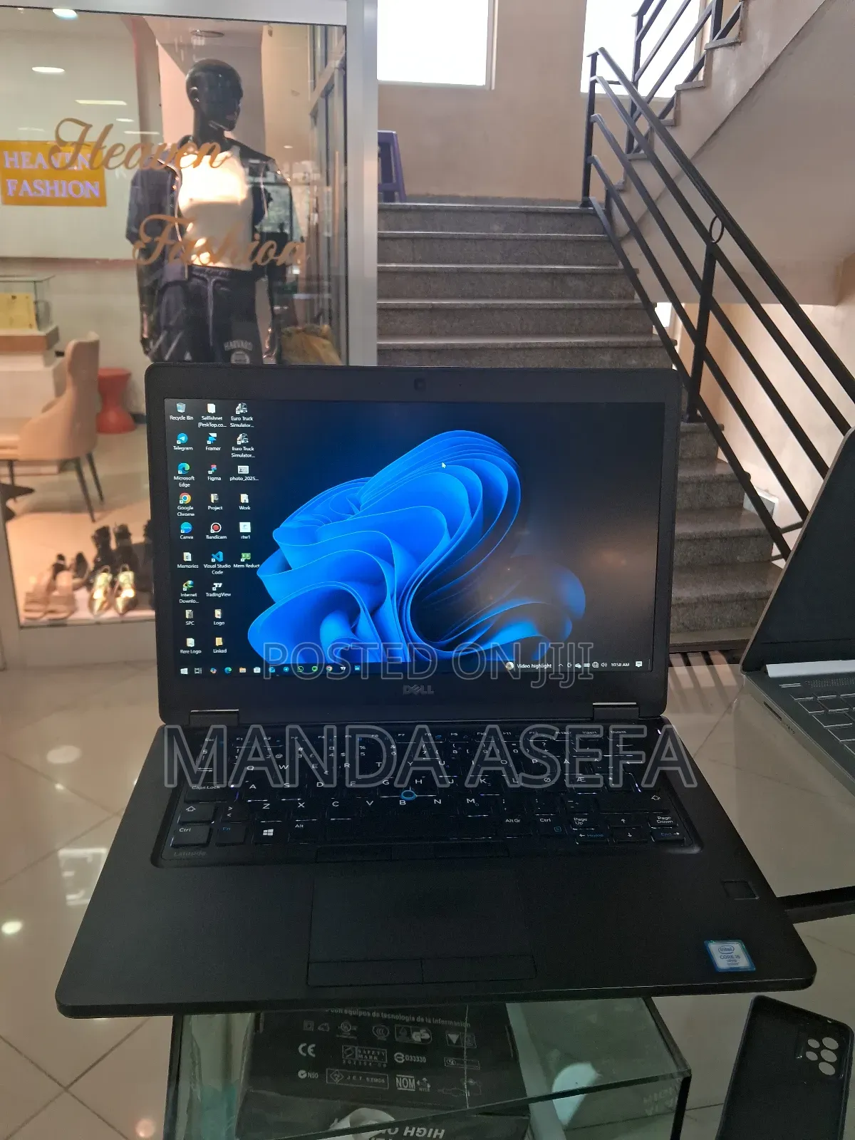 New Laptop Dell 8GB Intel Core I5 SSD 256GB