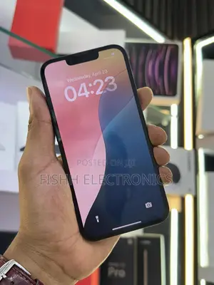 Photo - Apple iPhone 13 128 GB Black