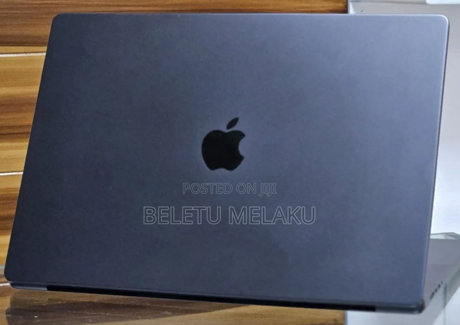 New Apple MacBook Pro 2023 M3 Max 16-Inch 18GB Apple M3 SSD 512GB