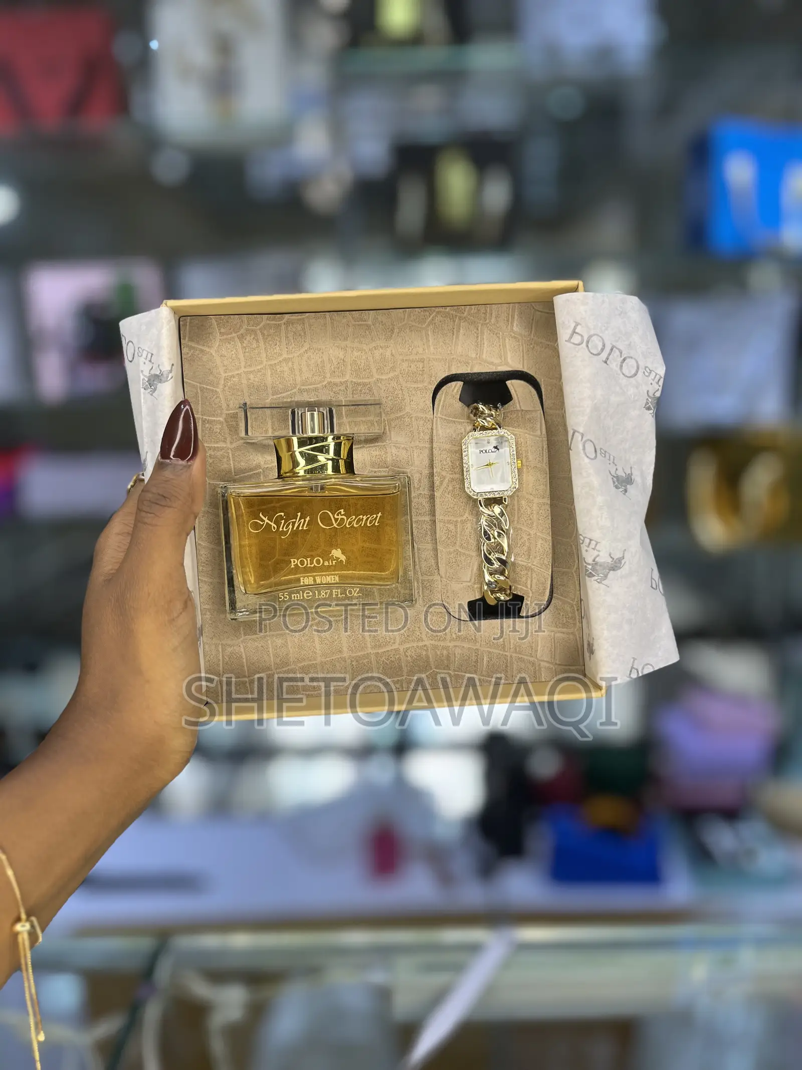 Polo Women's Wristwatch and 55 Ml Perfume Set Gift Box