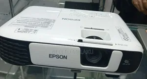 Epson Projector 4 Pieces Available Model Name: E9