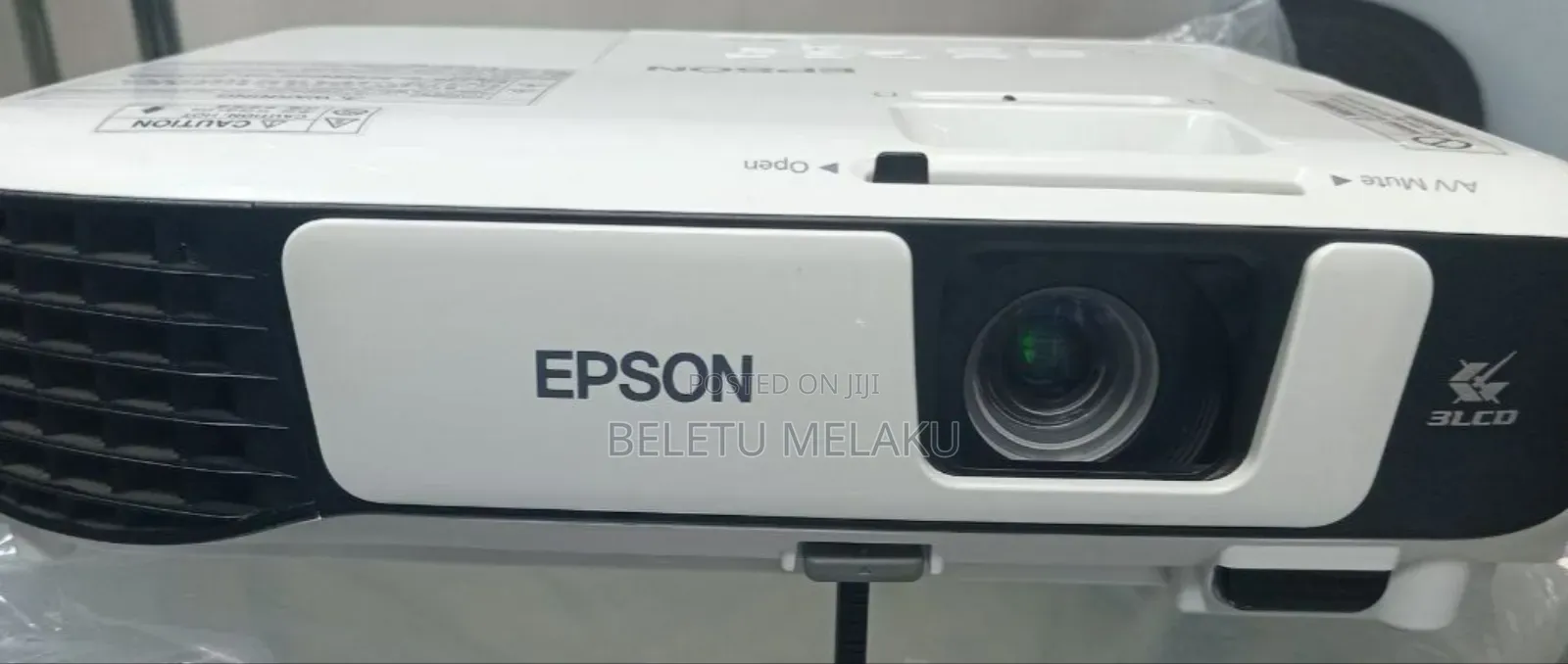 Epson Projector 4 Pieces Available Model Name: E9