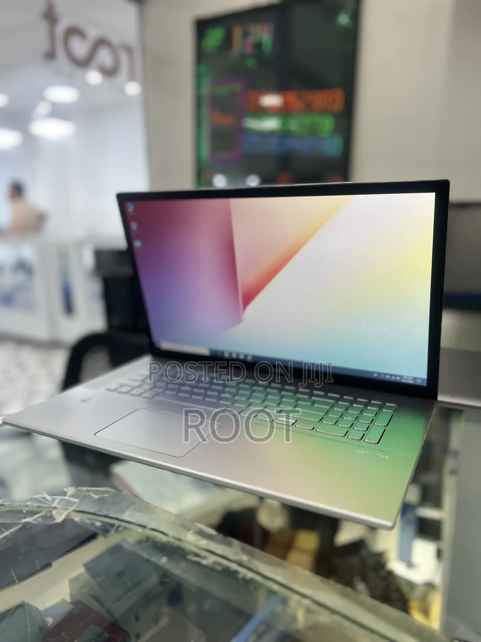 Laptop Asus VivoBook 15 X505BA 12GB Intel Core I5 HDD+SSD 1T