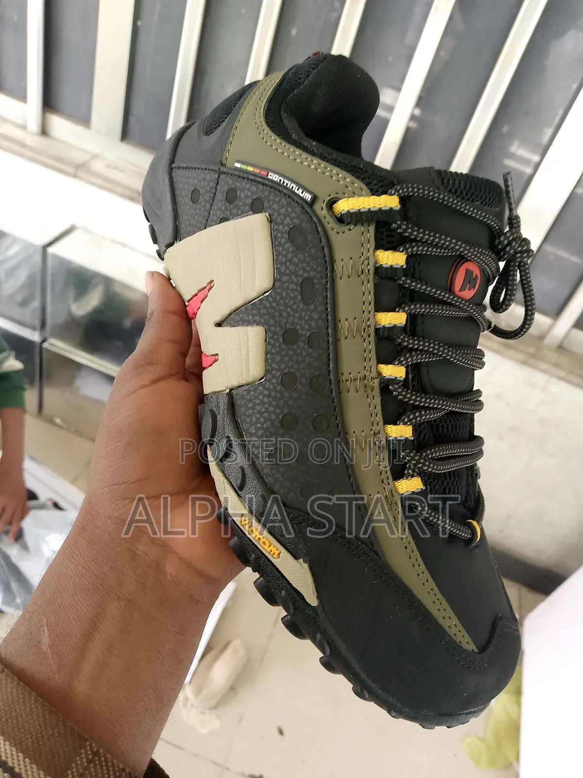 Merrell Water Proof High Master Quality Smooth Shoes for You