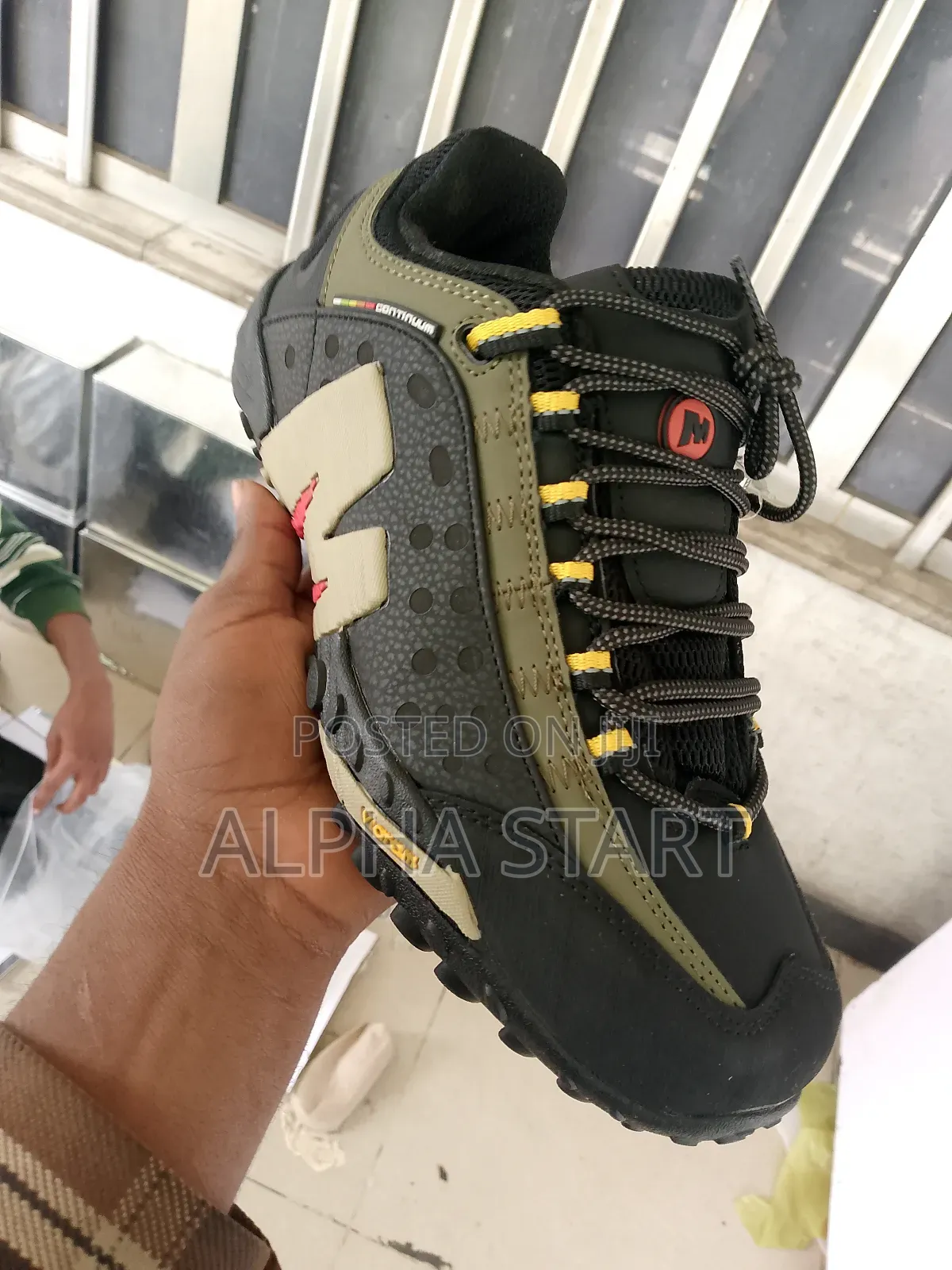 Merrell Water Proof High Master Quality Smooth Shoes for You