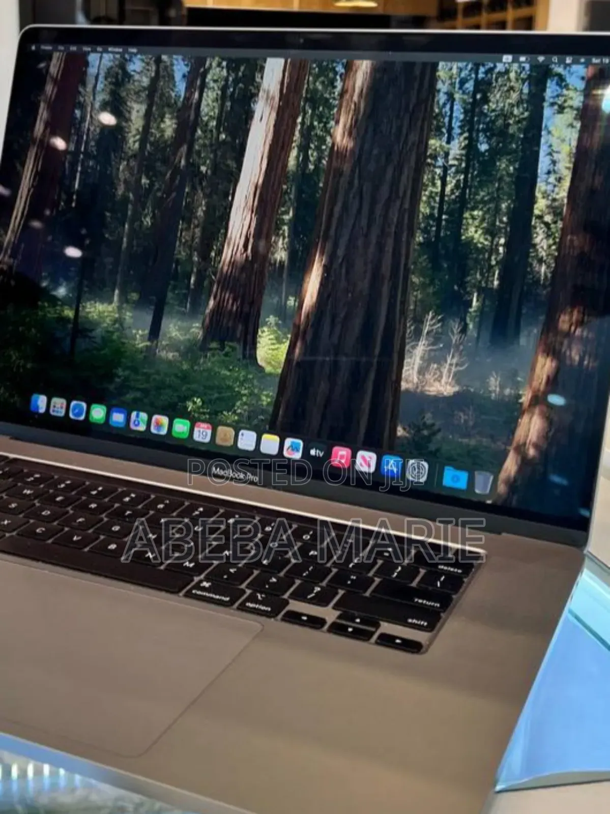 New Laptop Apple MacBook Pro 2018 32GB Intel Core I9 SSD 1T