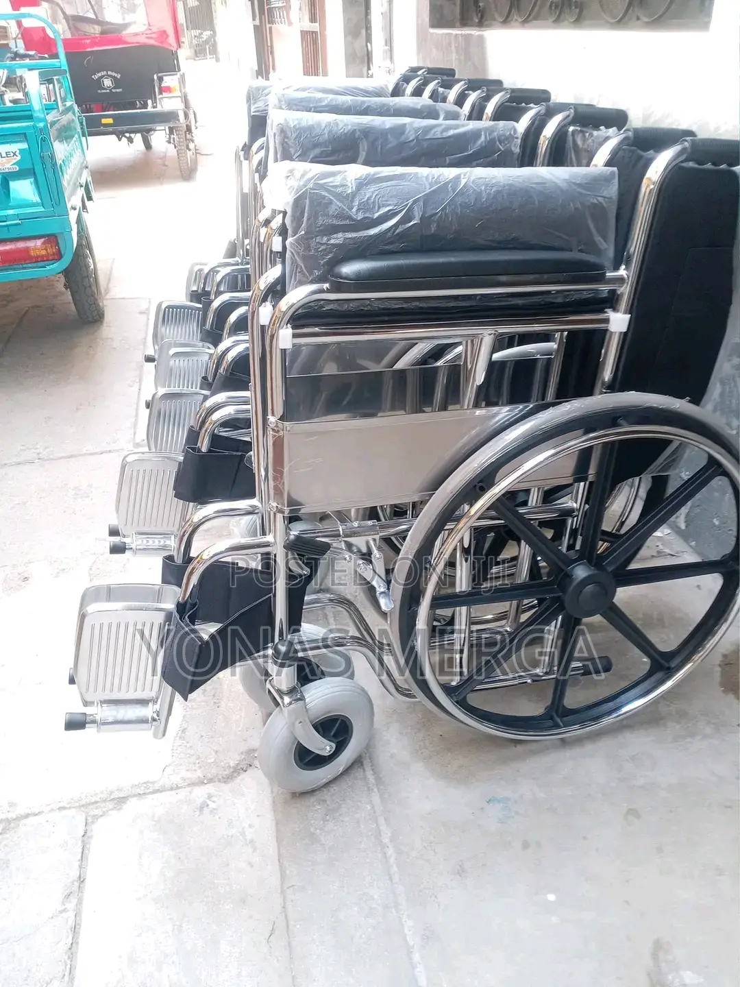 Folding Wheel Chair