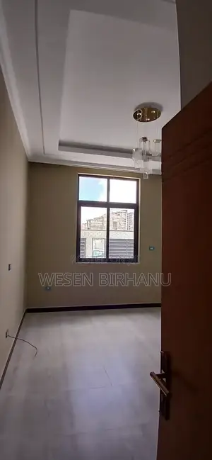 5bdrm Villa in ቪላ ቤት, Addis Ketema for rent