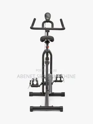 Photo - ዘመናዊ የቤት ዉስጥ የስፖርት Reebok Sprint Exercise Bike