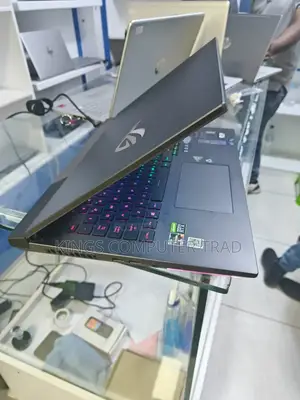 New Laptop Asus ROG Strix G15 16GB AMD Ryzen 7 SSD 1T