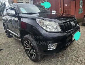 Toyota Land Cruiser 2012 Black