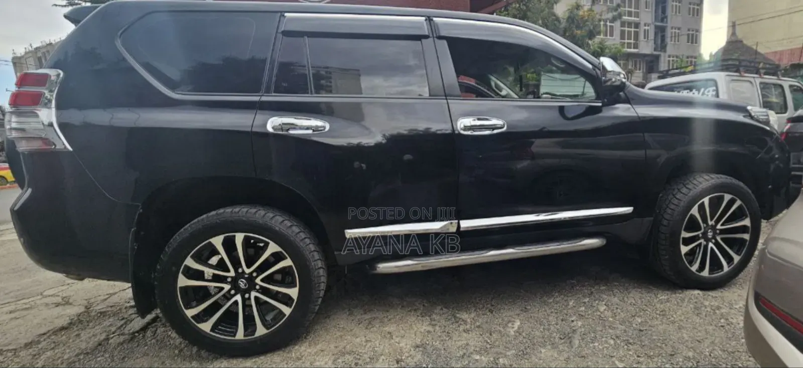 Toyota Land Cruiser 2012 Black