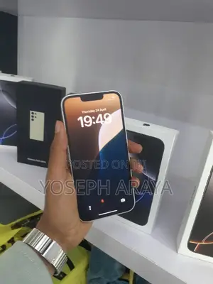 Apple iPhone 13 128 GB White