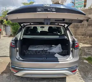 Volkswagen ID.6 2024