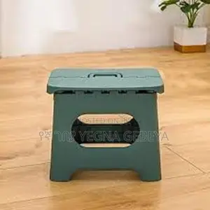 Photo - Plastic Folding Chair Lightweight Portable With Handle