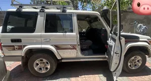 Toyota Land Cruiser 2019 White