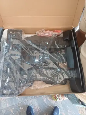 Full Motion Cantilever Tv Mount 32"65