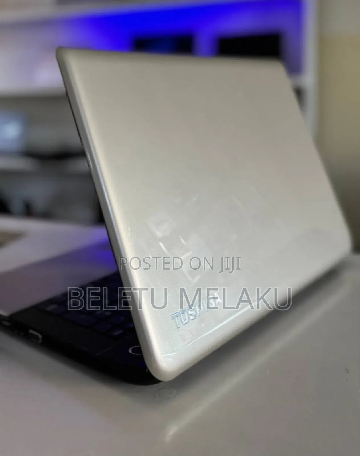 New Laptop Toshiba Satellite L70 8GB Intel Core I3 HDD 1T